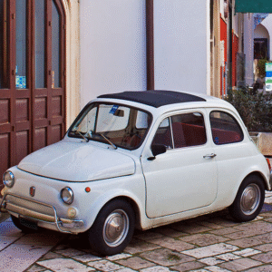 UM CARRO PARA EXPLORAR VINHEDOS E VILAREJOS ESCONDIDOS NA TOSCANA